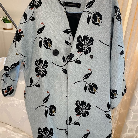 Zara balloon jacket. - Picture 5 of 5